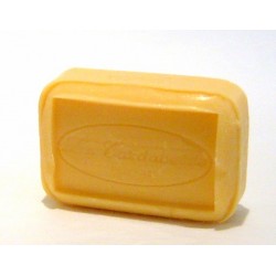 Savon à l'huile essentielle de Cannelle